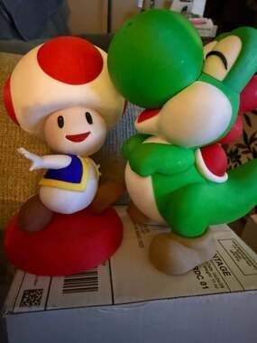Custom 3D Printed Super Mario Toad and Yoshi Figure Set